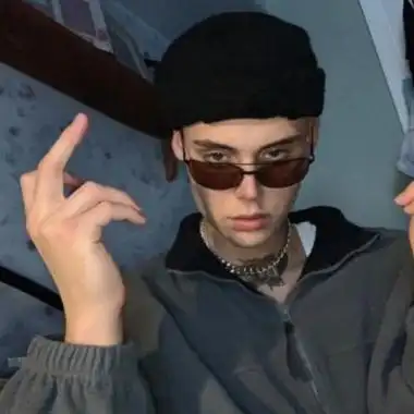 6686体育签约作者Avery