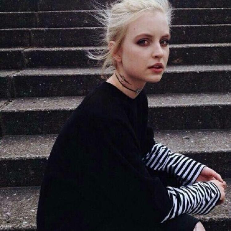 6686体育高级作者Clementine