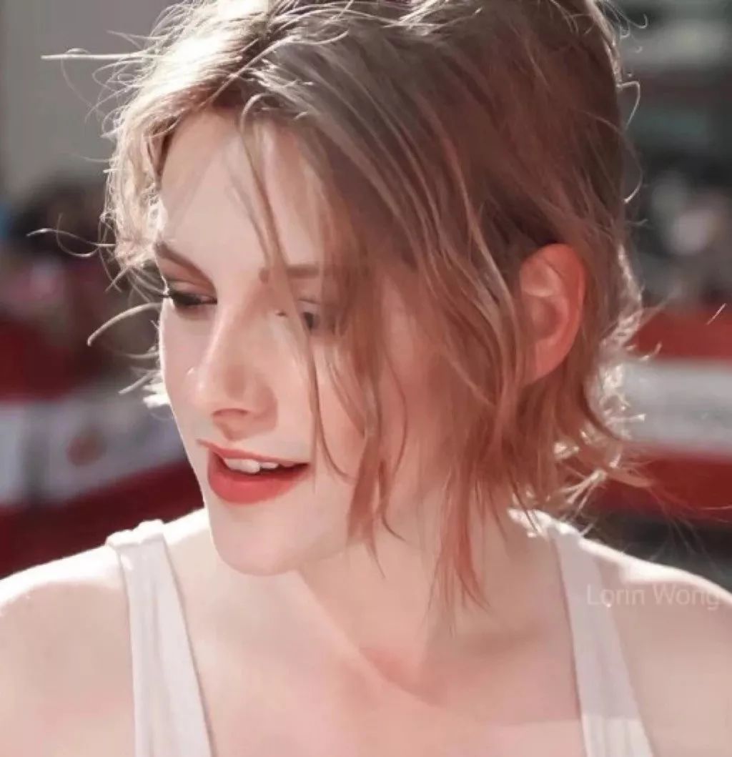 6686体育铜牌作者Blake