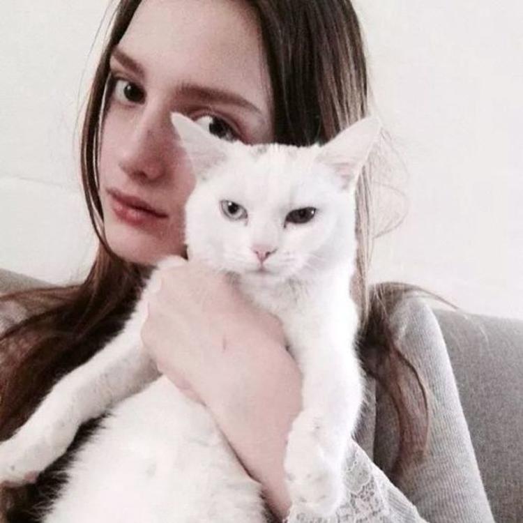 6686体育金牌作者Nyla