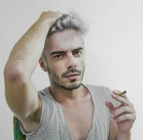 6686体育铁牌作者Elijah