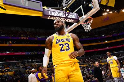 Гарнетт: Травма Джеймса больше похожа на давление на руководство, он хочет перехватить инициативу