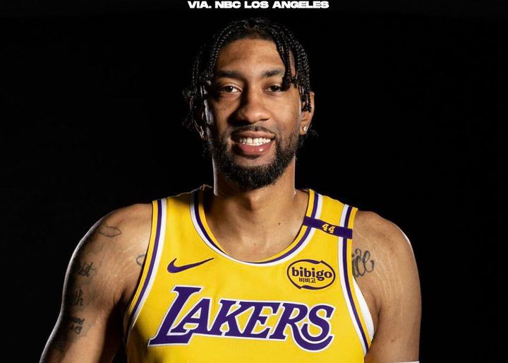 Американские СМИ: Вуд встретил у себя дома трех воров и отпугнул их пистолетом