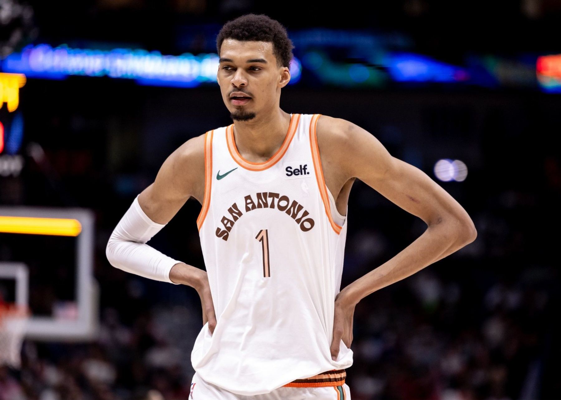 Вэньбан блокировал броски в 91 игре подряд, установив самый длинный рекорд со времени победы Мутомбо в 1996 году.