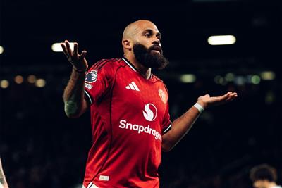 Турнирная таблица Премьер-лиги в реальном времени: «Манчестер Юнайтед» меняет ситуацию: «Ливерпуль» поднимается на четвертое место, «Сандерленд» поднимается на второе место