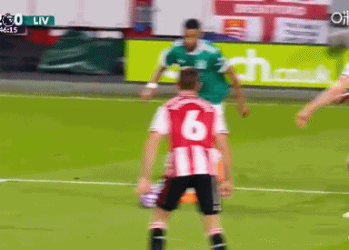 Решение спора! Гакпо был сбит в трехсекундной зоне, и рефери никак не прокомментировал решение Хупера.