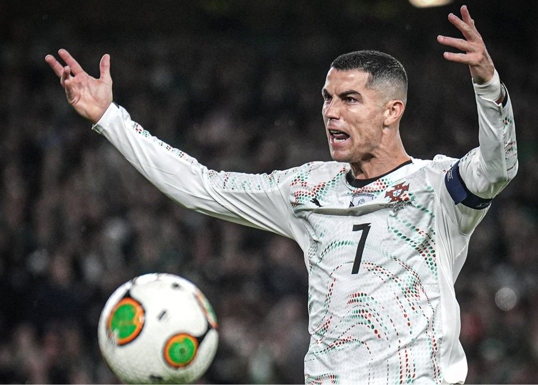 🟥Распределение 13 удаленных карточек Криштиану Роналду на данный момент: у «Реала» больше всего 6, а у «Манчестер Юнайтед» — 4.