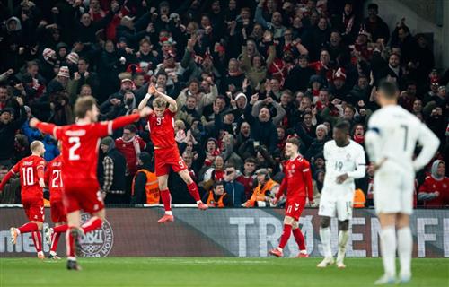 Дания против Португалии