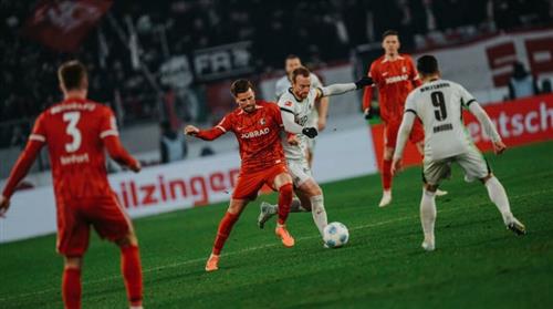 Фрайбург против Вольфсбурга