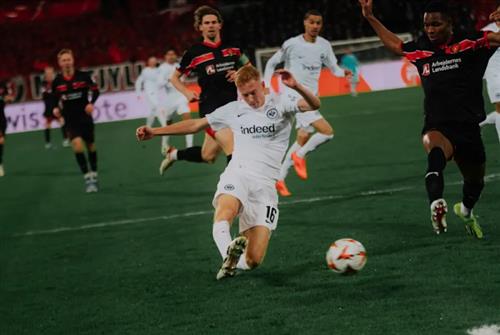 Мидтьюлланд vs Айнтрахт Франкфурт