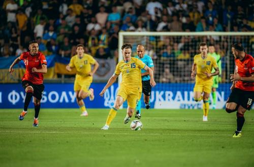 Албания против Украины