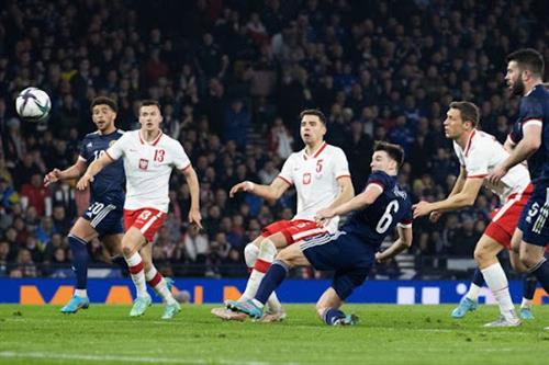 Балан против Шотландии