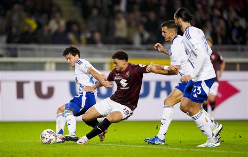 Турин против Комо