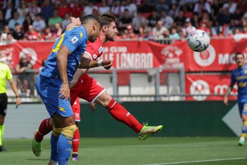 Монца против Фрозиноне