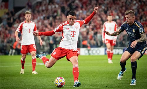 Бавария Мюнхен против Реал Мадрид