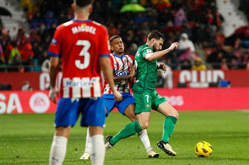 Жирона против Робо