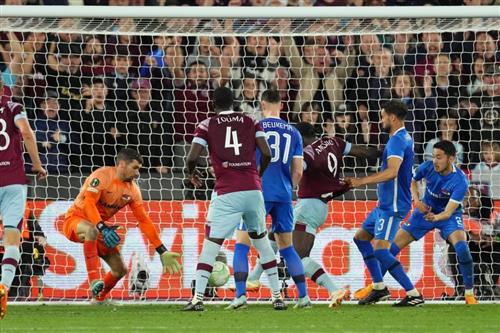 Линкольн Сити против Вест Хэм Юнайтед