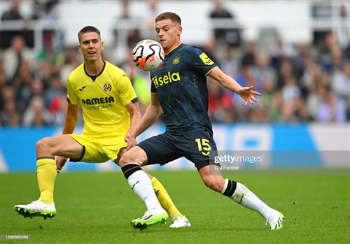 Ньюкасл Юнайтед против Вильярреала