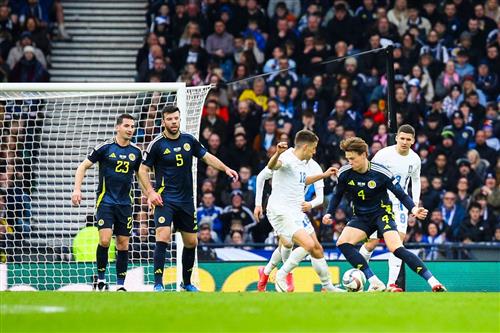 Шотландия против Исландии