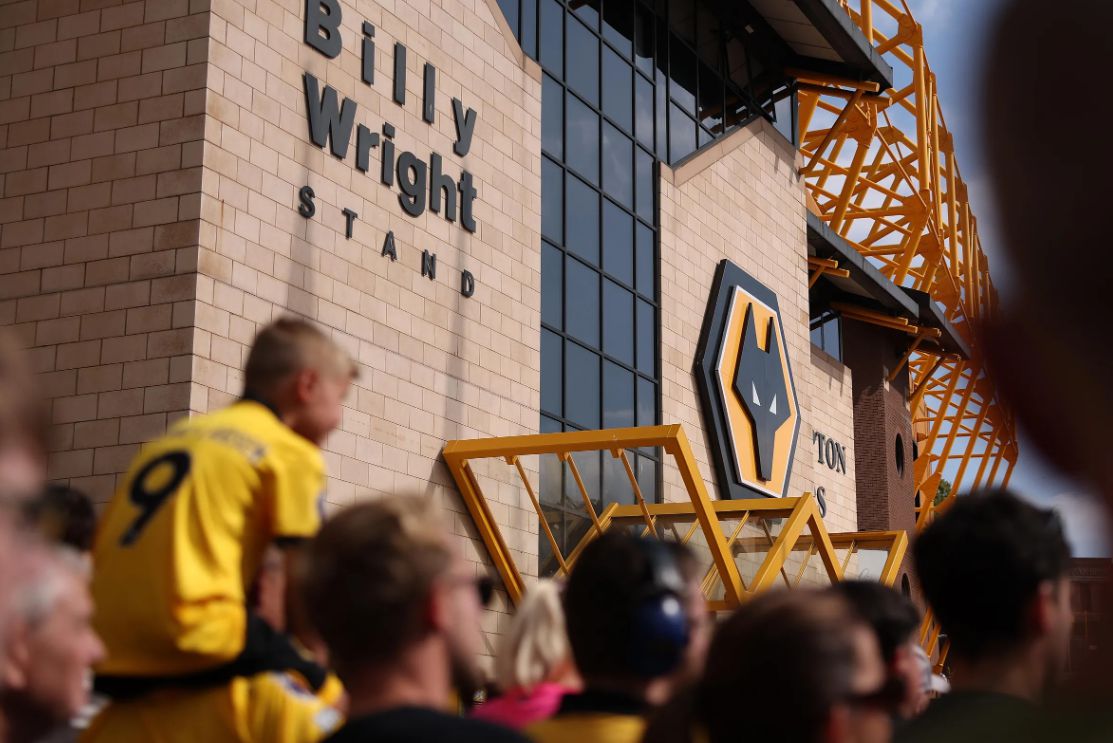 Премьер-лига внесла значительный вклад в экономический рост Великобритании, принеся доход в размере 9,8 миллиардов фунтов стерлингов за сезон 23/24.