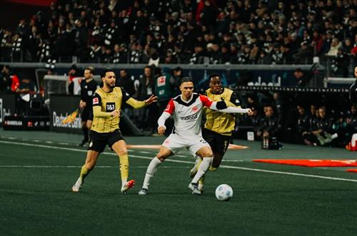 Айнтрахт Франкфурт vs Боруссия Дортмунд