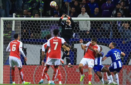 Порту против Арсенала