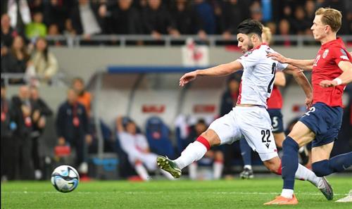 Невилл против Шотландии